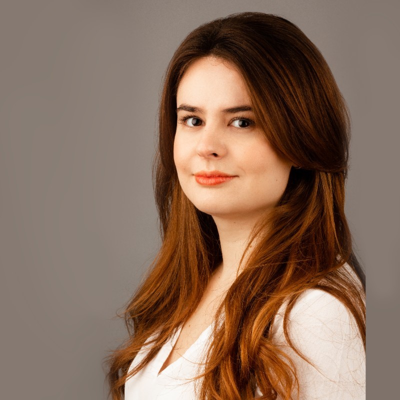 Speaker Camila Dutzig